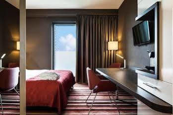 Best Western Plus Grand Winston Rijswijk Bagian luar foto